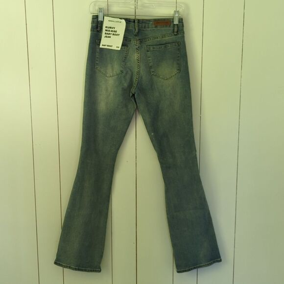 Kendall & Kylie Kurvy Mid Rise Baby Boot Jeans Size 5/6 - Picture 7 of 11